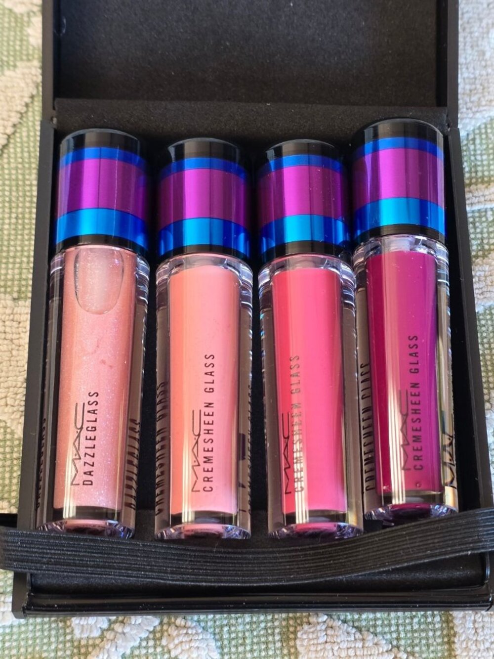 MAC Cosmetics Holiday Lip Gloss Set Dazzleglass